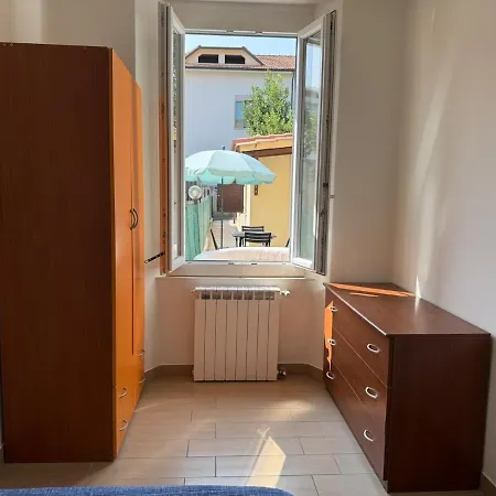 Apartment Nadia House - A Stone's Throw From The Sea! *