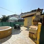 Nadia House - A Stone's Throw From The Sea! Lejlighed *