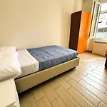 Nadia House - A Stone's Throw From The Sea! Lejlighed