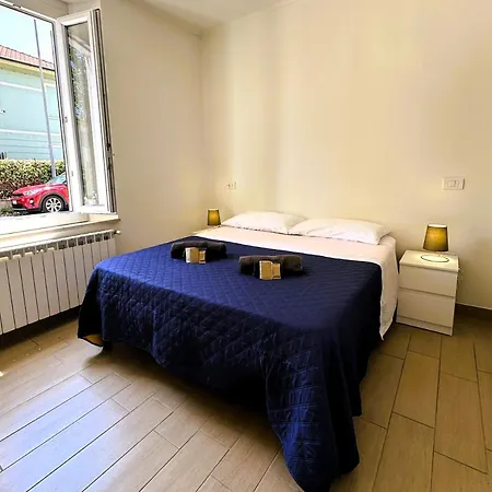 Nadia House - A Stone's Throw From The Sea! *